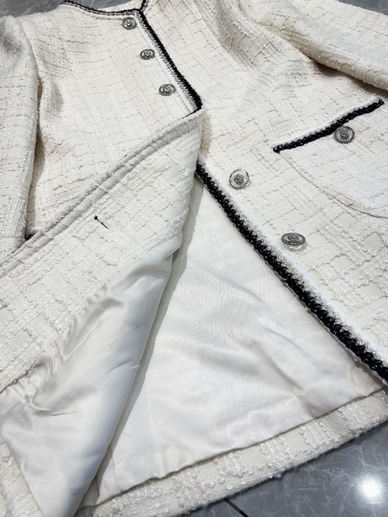 Ch**el outwear